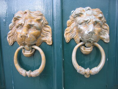 Monzaras (1)
Türgriffe weltweit
Keywords: Türgriffe;Door Knockers;Openers