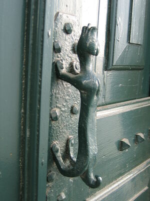 Monzaras (5)
Türgriffe weltweit
Keywords: Türgriffe;Door Knockers;Openers